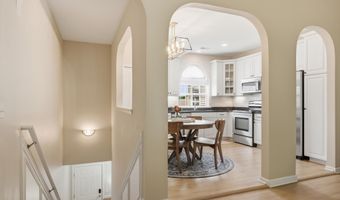 2946 Hunley Dr, Ann Arbor, MI 48105