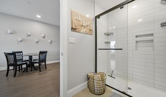 11 Walley St 202, Boston, MA 02128