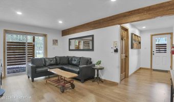 145 Lucretius Trl, Albrightsville, PA 18210