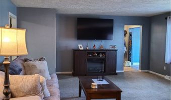 5947 Dailey Rd, Akron, OH 44319