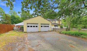 304 Central Blvd, Bayville, NJ 08721
