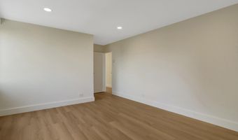 1200 N NASH St 811, Arlington, VA 22209