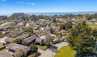 210 Thunderbird Dr, Aptos, CA 95003