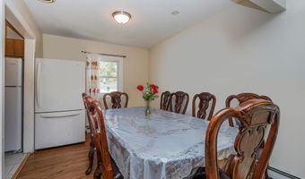 640 Leeward Ave, Beachwood, NJ 08722