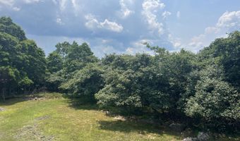 200 Dogwood Ter, Albrightsville, PA 18210