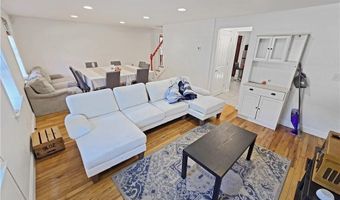 10 Sunapee Ct, Coventry, RI 02816