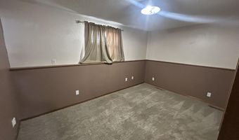 610 NE 19th Ave, Aberdeen, SD 57401