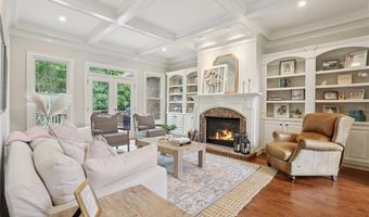 1006 Meadow Brook Dr, Woodstock, GA 30188