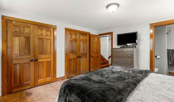 8 Miltimore Rd, Antrim, NH 03440