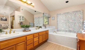 32201 Joaquin Dr, Acton, CA 93510