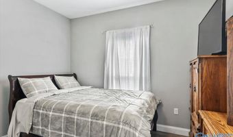 826 Barnes St, Albertville, AL 35950