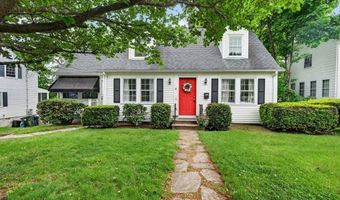 9 Stratford Rd, Andover, MA 01810