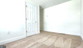 210 W HIGH St, Felton, DE 19943