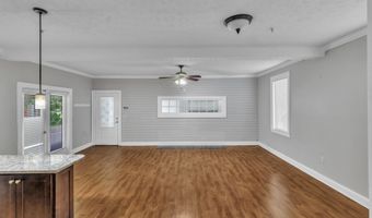 125 Lake Picketts Dr, Acworth, GA 30101