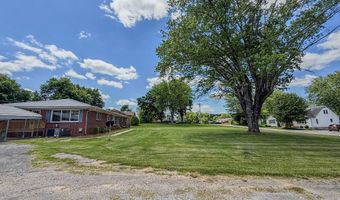 540 4th Ave, Baxter, TN 38544