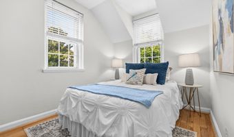 3574 S STAFFORD St, Arlington, VA 22206