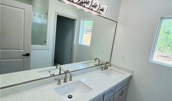 518 Tower Oak Dr, Alamo, TX 78516