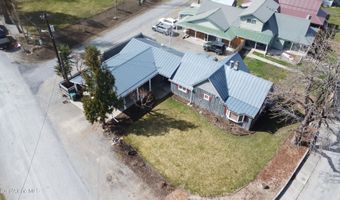 7042 Oak St, Bonners Ferry, ID 83805