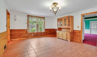 28 Arlington Rd, Coventry, CT 06238