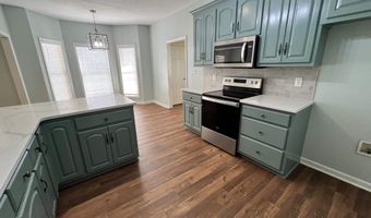 17916 Remington Dr, Athens, AL 35611