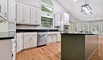 15 Cambria Ln, Bella Vista, AR 72715
