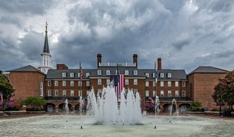 1115 CAMERON St 114, Alexandria, VA 22314