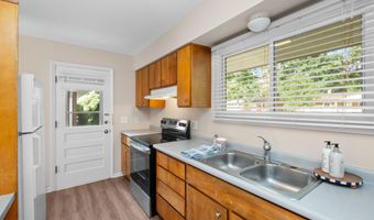1025 Western Dr, Ann Arbor, MI 48103
