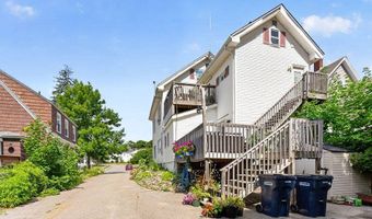 48 6th St, Bangor, ME 04401
