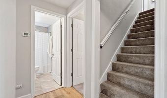 3313 S WEBSTER Ave, Allouez, WI 54301