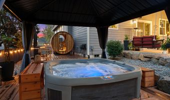 2409 NE Robinson St, Bend, OR 97701