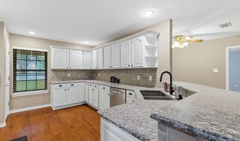 7512 Woodland Dr, Alvarado, TX 76009