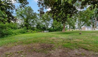 122 Market St, Warren, RI 02885