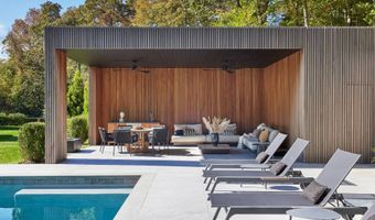 7 Ashwood Ct, Amagansett, NY 11930