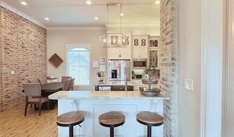 504 Linden Cir, Benton, LA 71006