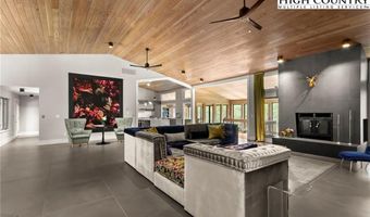 514 Raven Ridge Rd, Banner Elk, NC 28604