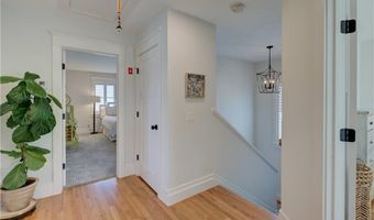 23 Chachapacassett Rd, Barrington, RI 02806