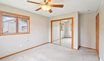 15 Eastridge Ct, Madison, WI 53716