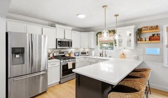 64 WOODLAND Rd, Bayville, NJ 08721