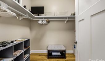 409 Kessler Pl, Asheville, NC 28804