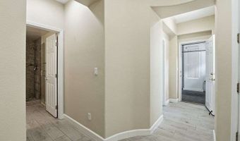 10464 Calico Pines Ave, Las Vegas, NV 89135