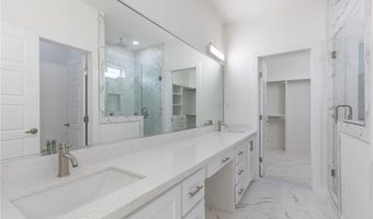 915 Pecan St, Alton, TX 78573