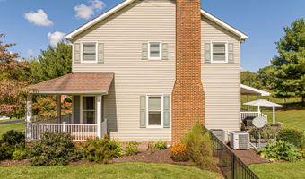 19422 Stirrup Dr, Abingdon, VA 24211