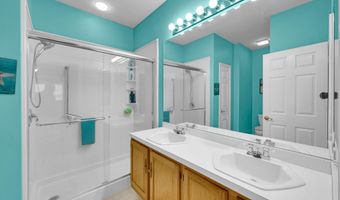 180 Sylvan Lake Blvd, Bayville, NJ 08721