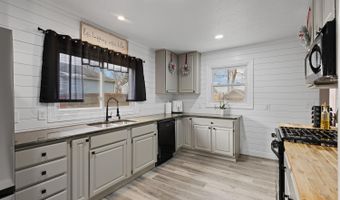 734 S Winter St, Adrian, MI 49221