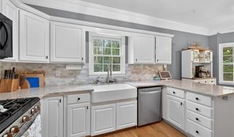 108 Buckeye Br, Athens, GA 30605