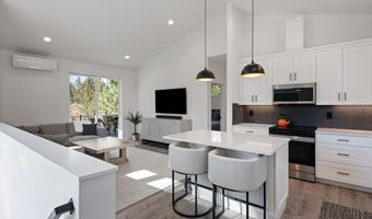 202 NW Thurston Ave, Bend, OR 97703