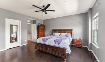 21709 CHARITY Ter 10C, Ashburn, VA 20147