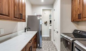173 Hidden Pond, Adkins, TX 78101