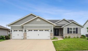 435 E Jefferson St, North Liberty, IA 52317