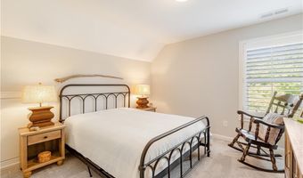 4512 Greyfriars Ln, Acworth, GA 30101